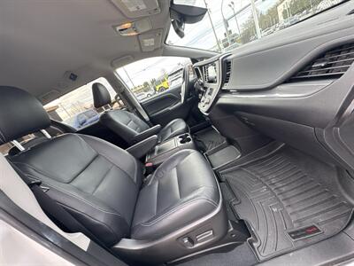 2020 Toyota Sienna SE 7-Passenger   - Photo 5 - Longview, WA 98632