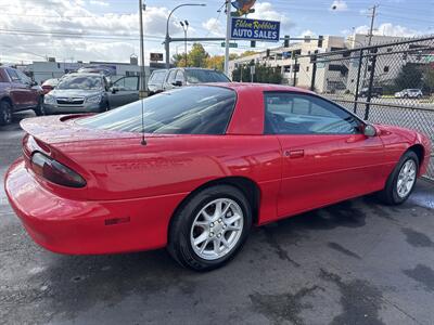 2001 Chevrolet Camaro   - Photo 3 - Longview, WA 98632