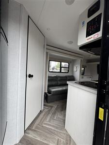 2022 Coleman Rubicon   - Photo 4 - Longview, WA 98632