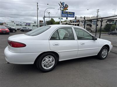 2002 Ford Escort SE - Photo 3 - Longview, WA 98632
