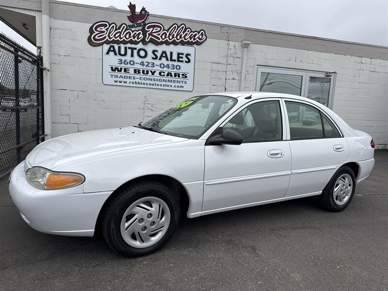 2002 Ford Escort SE  