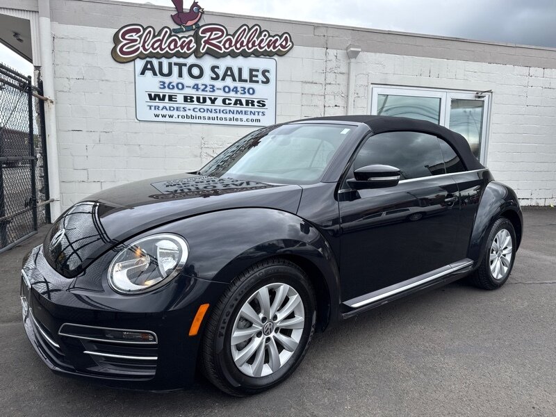 2018 Volkswagen Beetle Convertible 2.0T S with Style and Com  