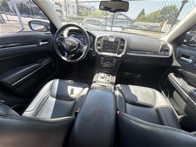 2016 Chrysler 300 Limited   - Photo 7 - Longview, WA 98632