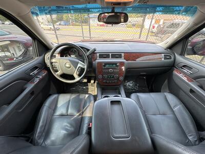 2011 Chevrolet Suburban LT   - Photo 6 - Longview, WA 98632