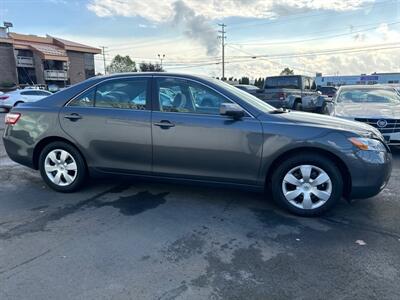 2009 Toyota Camry LE   - Photo 4 - Longview, WA 98632