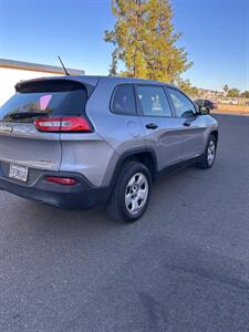 2014 Jeep Cherokee Sport   - Photo 8 - Sacramento, CA 95823