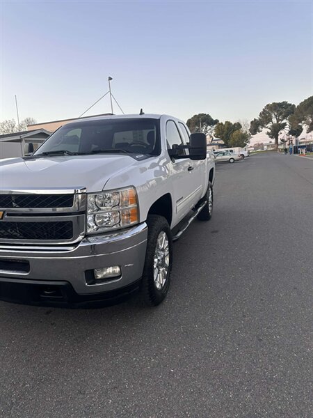 2013 Chevrolet Silverado 2500 LT  