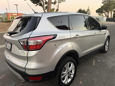 2017 Ford Escape SE - Photo 6 - Sacramento, CA 95823
