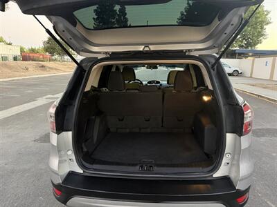 2017 Ford Escape SE - Photo 9 - Sacramento, CA 95823