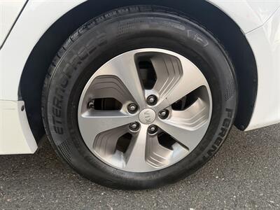 2016 Kia Optima   - Photo 12 - Sacramento, CA 95823