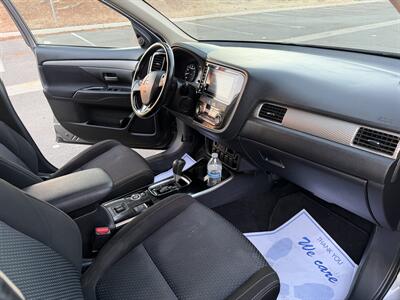2018 Mitsubishi Outlander SE - Photo 17 - Sacramento, CA 95823