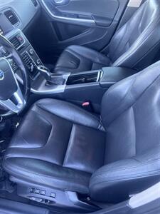 2014 Volvo S60 T5   - Photo 11 - Sacramento, CA 95823