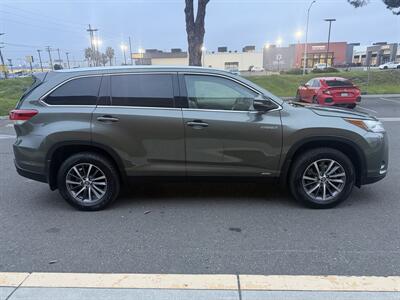 2019 Toyota Highlander XLE - Photo 7 - Sacramento, CA 95823