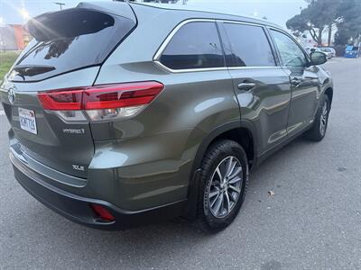 2019 Toyota Highlander XLE - Photo 5 - Sacramento, CA 95823