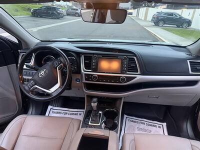 2019 Toyota Highlander XLE - Photo 14 - Sacramento, CA 95823