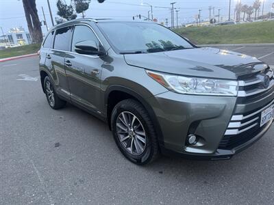 2019 Toyota Highlander XLE - Photo 3 - Sacramento, CA 95823