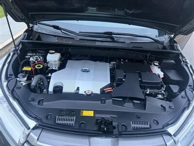 2019 Toyota Highlander XLE - Photo 11 - Sacramento, CA 95823