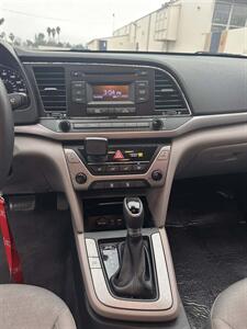 2017 Hyundai Elantra SE   - Photo 18 - Sacramento, CA 95823