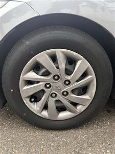 2017 Hyundai Elantra SE   - Photo 10 - Sacramento, CA 95823