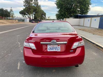 2011 Toyota Camry Hybrid - Photo 4 - Sacramento, CA 95823
