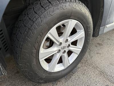 2013 Toyota Highlander SE - Photo 11 - Sacramento, CA 95823