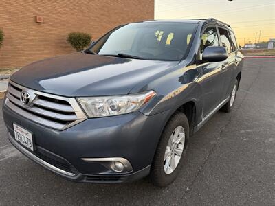 2013 Toyota Highlander SE - Photo 1 - Sacramento, CA 95823