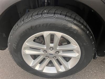 2012 Ford Explorer XLT   - Photo 10 - Sacramento, CA 95823