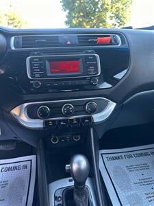 2016 Kia Rio LX   - Photo 10 - Sacramento, CA 95823