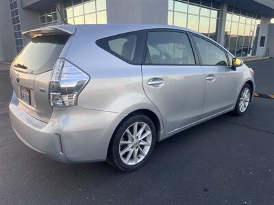 2012 Toyota Prius v Two   - Photo 6 - Sacramento, CA 95823