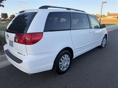 2008 Toyota Sienna LE 8-Passenger - Photo 6 - Sacramento, CA 95823