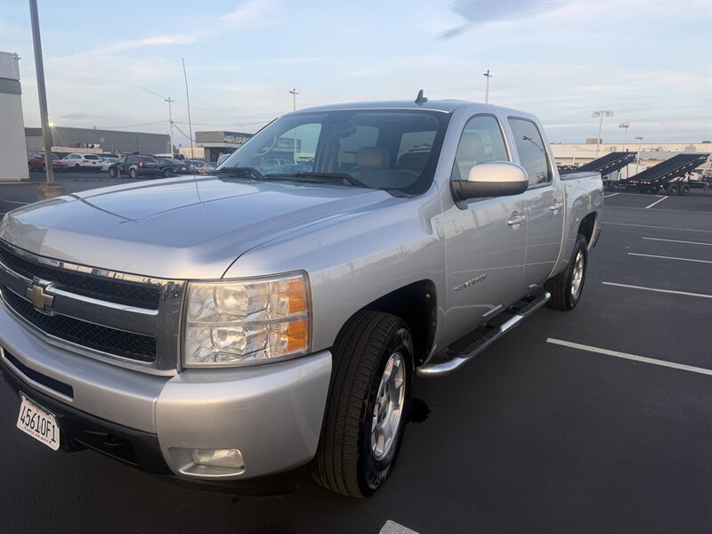 2011 Chevrolet Silverado 1500 LTZ   - Photo 1 - Sacramento, CA 95823