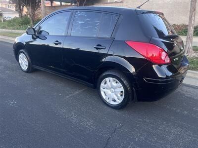 2011 Nissan Versa 1.8 SL   - Photo 4 - Sacramento, CA 95823