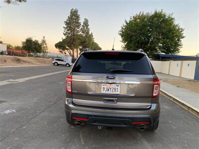 2011 Ford Explorer XLT - Photo 4 - Sacramento, CA 95823