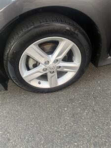 2013 Toyota Camry SE   - Photo 12 - Sacramento, CA 95823