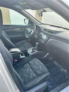 2015 Nissan Rogue SV   - Photo 16 - Sacramento, CA 95823