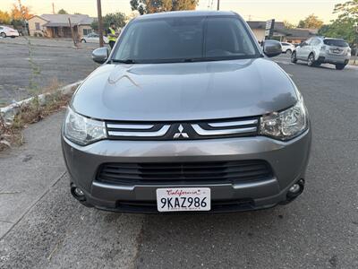 2014 Mitsubishi Outlander SE - Photo 2 - Sacramento, CA 95823