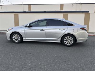 2017 Hyundai SONATA Hybrid SE   - Photo 8 - Sacramento, CA 95823