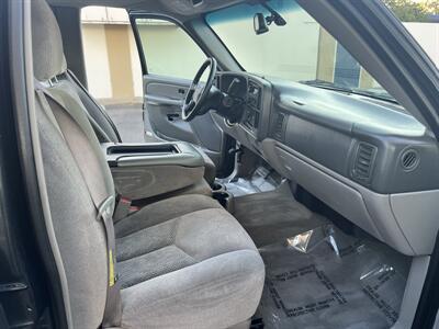 2005 Chevrolet Avalanche 1500 LS   - Photo 16 - Sacramento, CA 95823