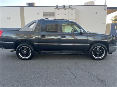 2005 Chevrolet Avalanche 1500 LS   - Photo 7 - Sacramento, CA 95823