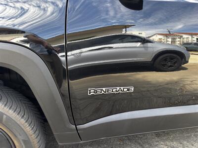 2018 Jeep Renegade Sport   - Photo 16 - Los Angeles, CA 90022