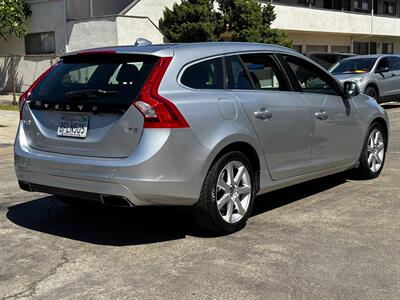 2017 Volvo V60 T5 Premier - Photo 4 - Los Angeles, CA 90022