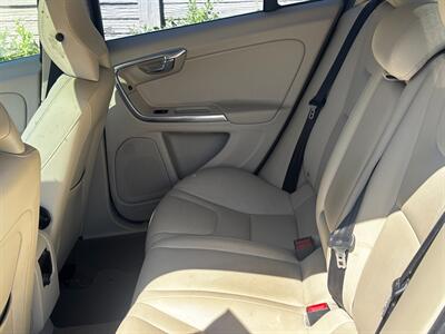 2015 Volvo S60 T5 Drive-E Premier Plus - Photo 12 - Los Angeles, CA 90022