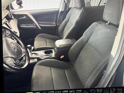 2018 Toyota RAV4 XLE - Photo 5 - Los Angeles, CA 90022