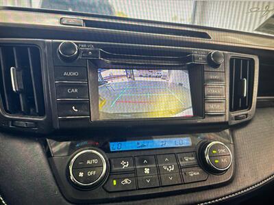 2018 Toyota RAV4 XLE - Photo 8 - Los Angeles, CA 90022