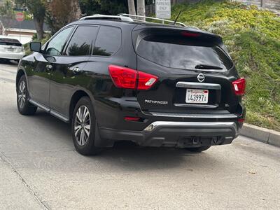 2017 Nissan Pathfinder SL   - Photo 6 - Los Angeles, CA 90022