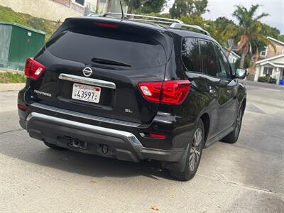 2017 Nissan Pathfinder SL   - Photo 4 - Los Angeles, CA 90022