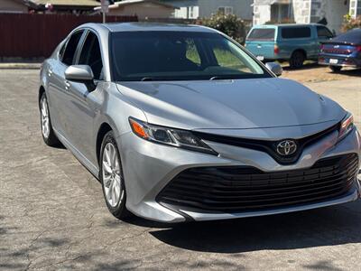 2018 Toyota Camry LE   - Photo 2 - Los Angeles, CA 90022