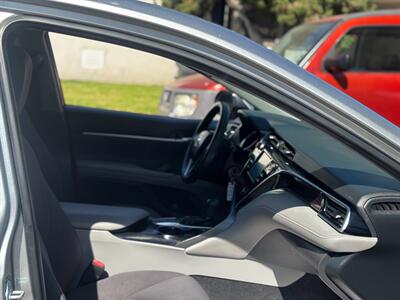 2018 Toyota Camry LE   - Photo 8 - Los Angeles, CA 90022