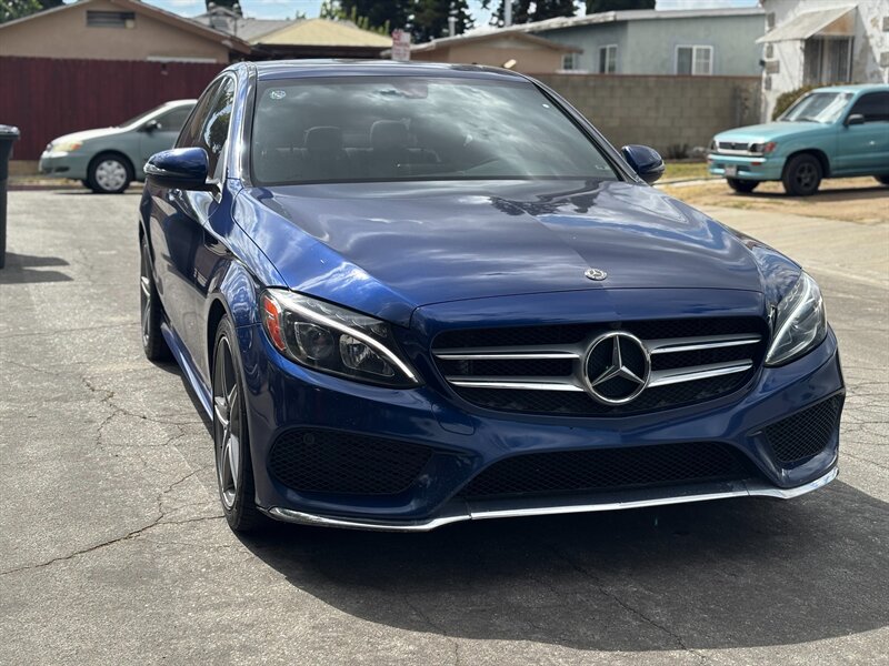 2018 Mercedes-Benz C-Class C300's photo