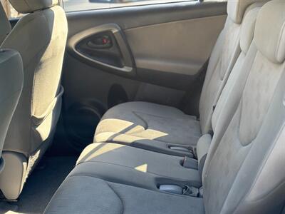 2010 Toyota RAV4   - Photo 15 - Los Angeles, CA 90022